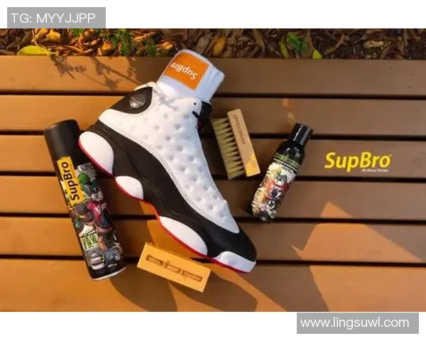 喷雾场足球明星联名款限量发售引领时尚潮流新风尚